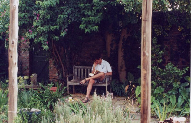 reading_in_kliphuis